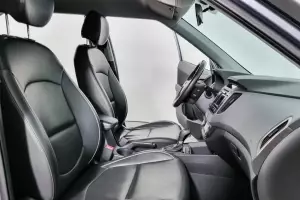 Hyundai  12