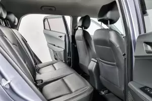 Hyundai  16