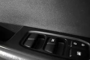 Hyundai  10