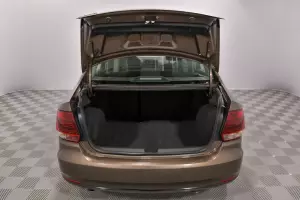 Volkswagen  6