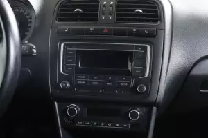 Volkswagen  8