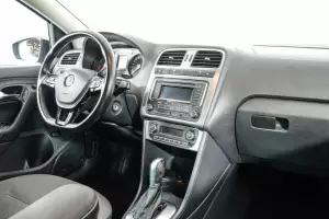 Volkswagen  7