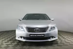 Toyota  19