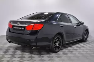 Toyota  17
