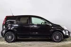 Nissan  3
