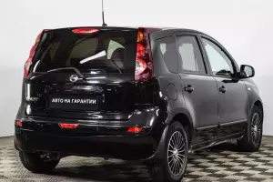 Nissan  4