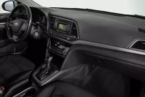 Hyundai  7
