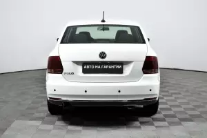 Volkswagen  5