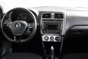 Volkswagen  6