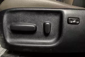 Toyota  9