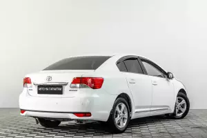 Toyota  16