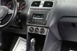 Volkswagen  9