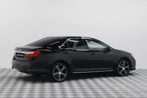 Toyota  2