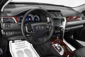 Toyota  7