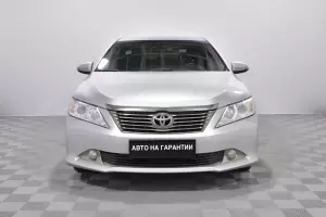 Toyota  2