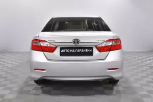 Toyota  4