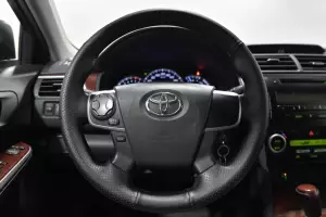 Toyota  6