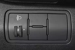 Hyundai  12