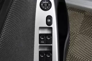 Hyundai  13