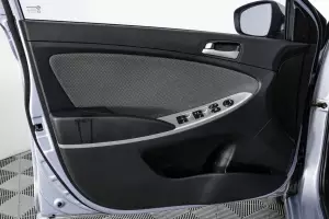 Hyundai  10