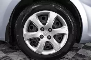 Hyundai  16