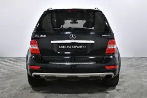 Mercedes-Benz  4