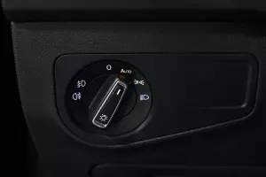 Volkswagen  9