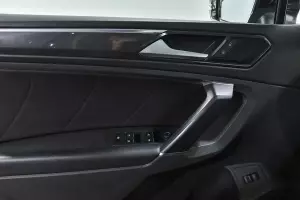 Volkswagen  8