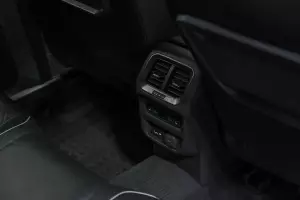Volkswagen  5