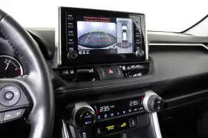 Toyota  6