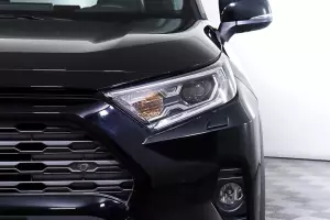 Toyota  13