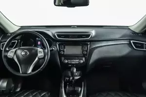 Nissan  9
