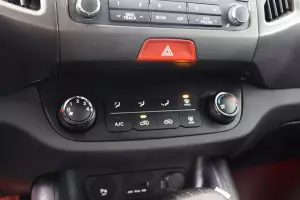 Kia  5