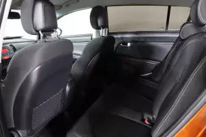 Kia  4