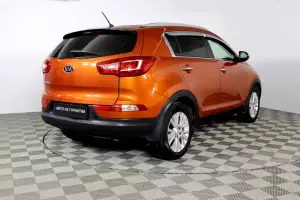 Kia  15