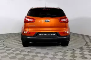 Kia  14