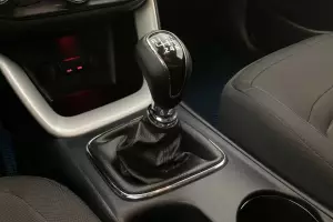 Kia  12