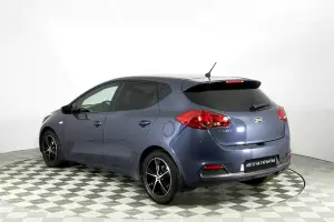 Kia  5
