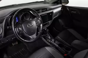 Toyota  11