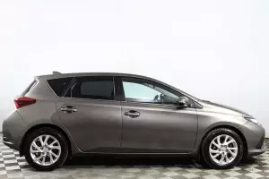 Toyota  3