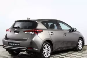 Toyota  4