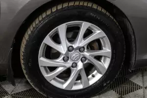 Toyota  8