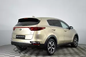 Kia  3