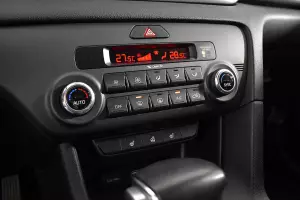 Kia  7