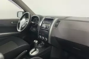 Nissan  7