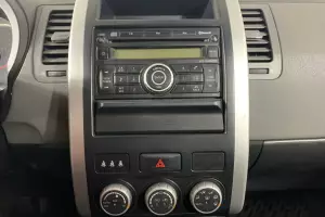 Nissan  6