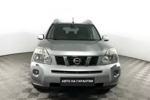 Nissan  17