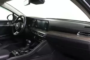 Kia  9