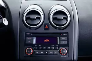 Nissan  6