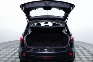 Nissan  2